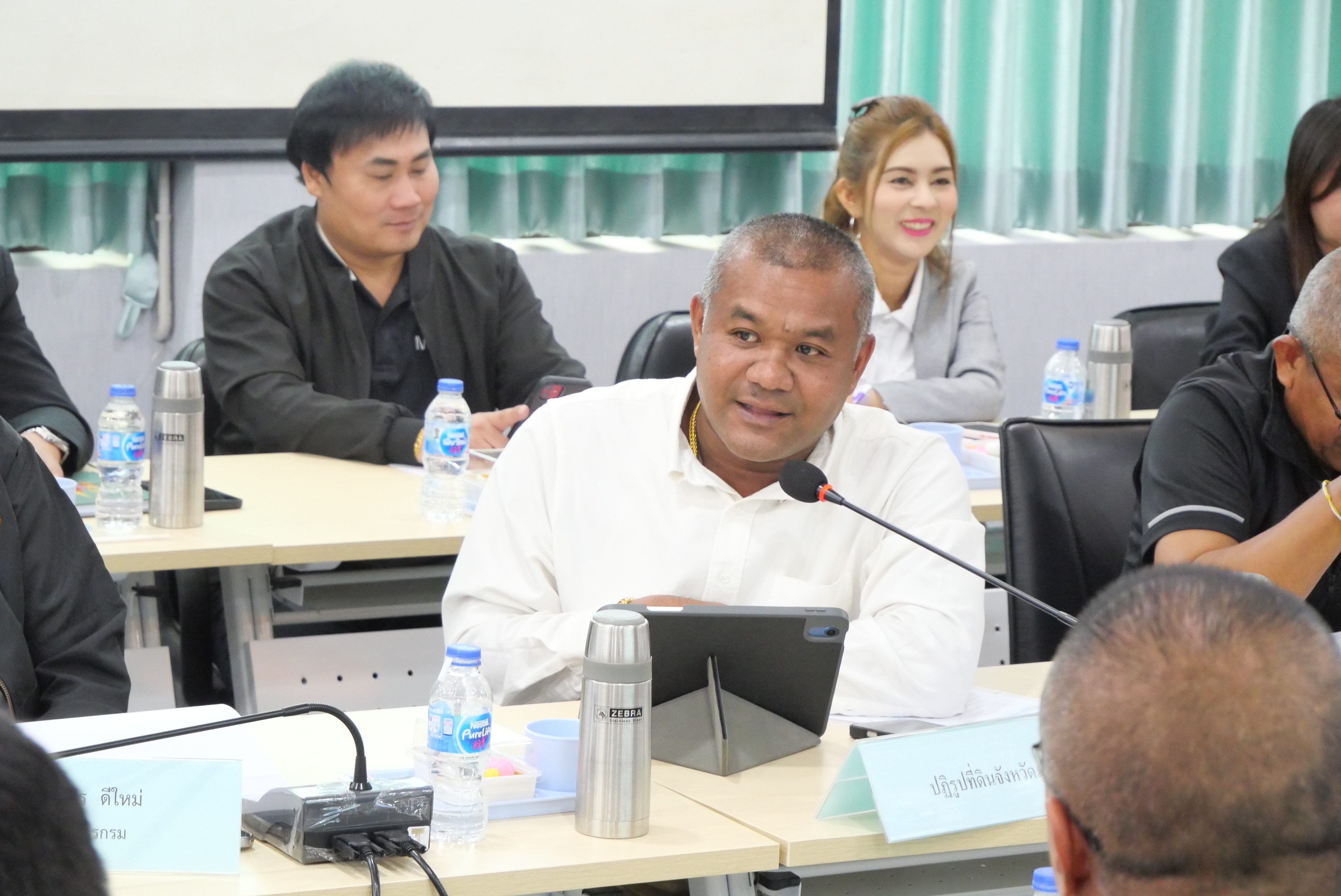 title - เลขาธิการ ส.ป.ก. ประชุมติดตามผลการดำเนินงาน และการใช้จ่ายงบประมาณ ประจำปีงบประมาณ พ.ศ.2569 ของภาคใต้ 
